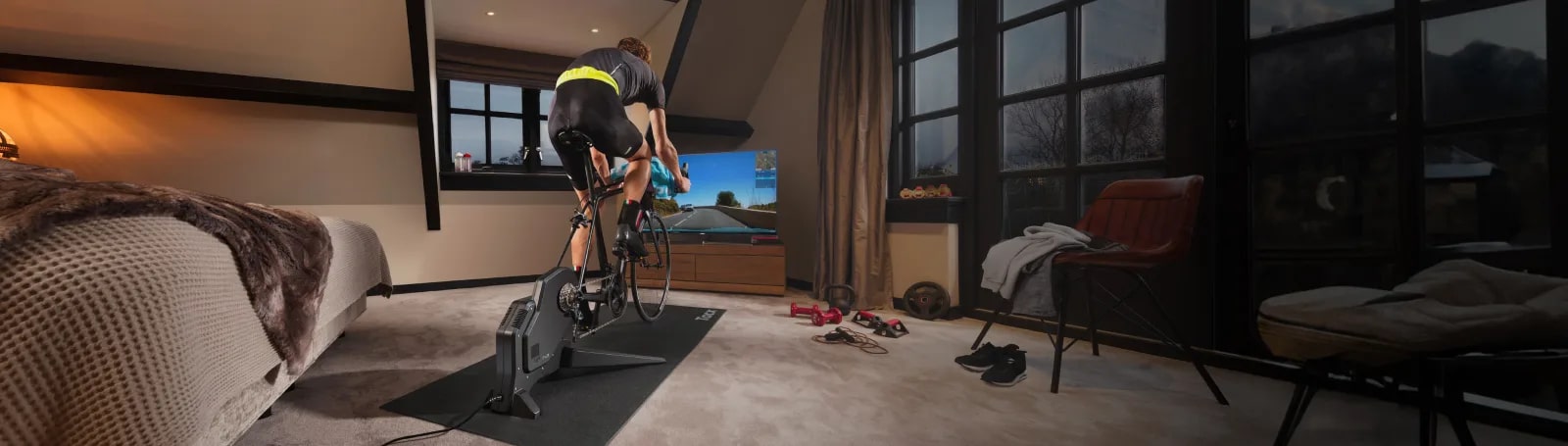 Tacx NEO Bike Plus Trainer